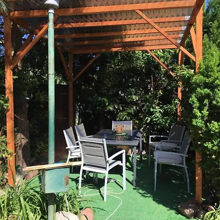 Goscinne Konkel Bed and Breakfast *